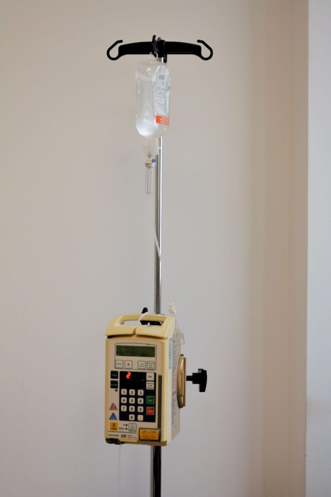 27usługi.płynoterpaia.pompainfuzyjna.kroplowa.plynoterapia.płynioterapia.ringer.ringerzmleczanami.plasmalyte.nacl.krystaloidy.nerki.przewleklachorobanerek